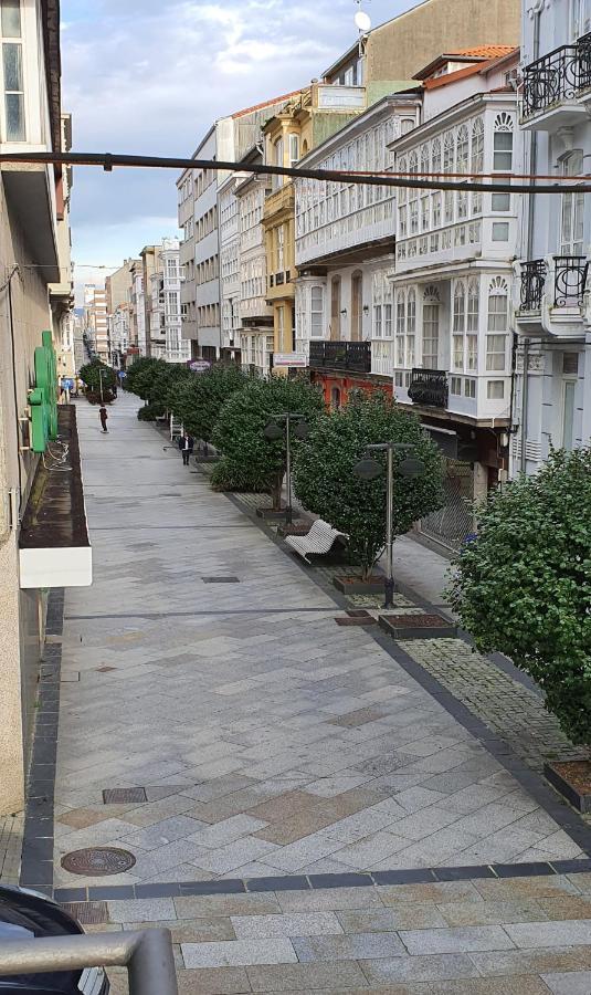 Piso En El Centro Para 4 Personas - Plaza Amboage - Wifi Феррол Экстерьер фото